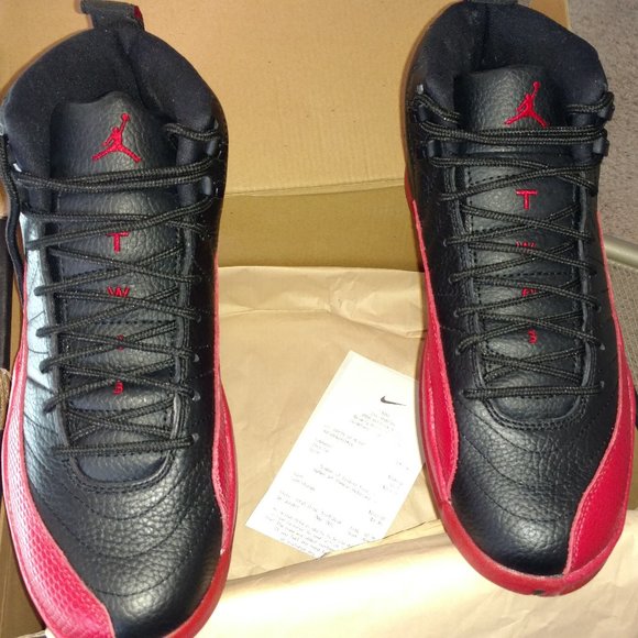 jordan retro 12 mens size 9.5